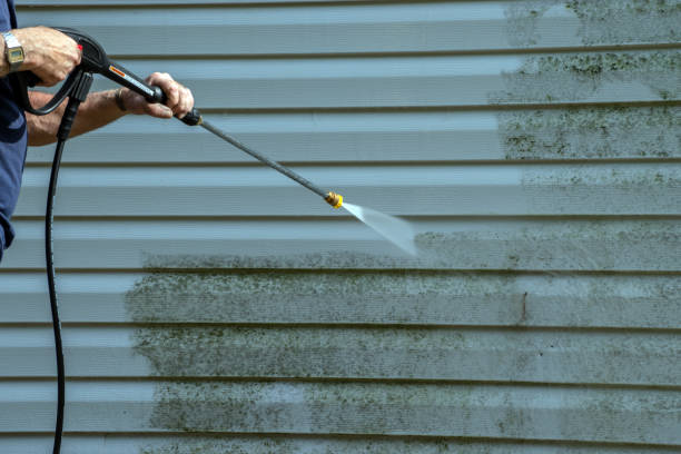 Best Garage Pressure Washing  in Lyons, KS